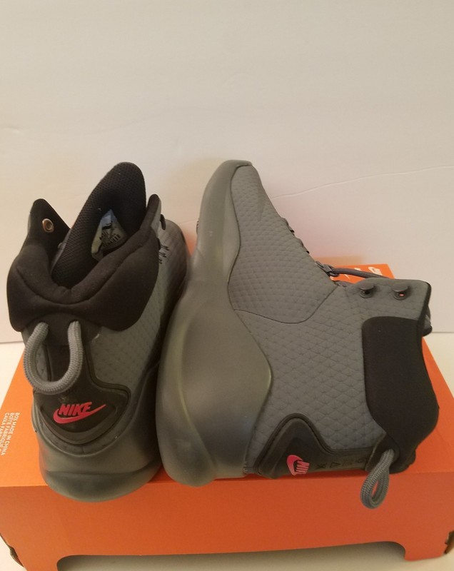 Men's Nike Sizano Black/ Grey Sizes 9 New AA0548 002 gallery