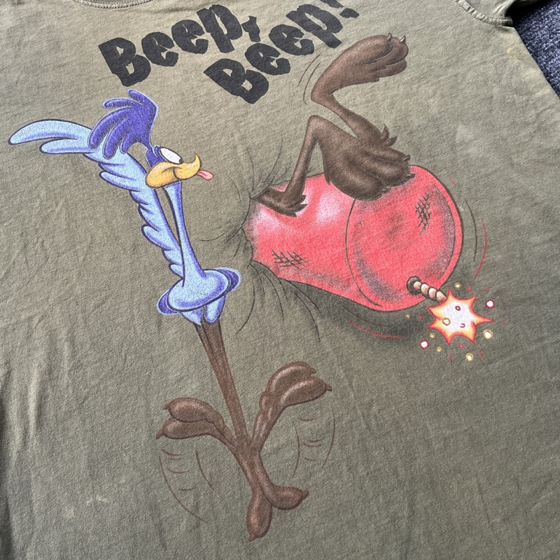 Vintage 1997 Looney Tunes Road Runner Wile E Coyote Double Sided USA Tee M gallery