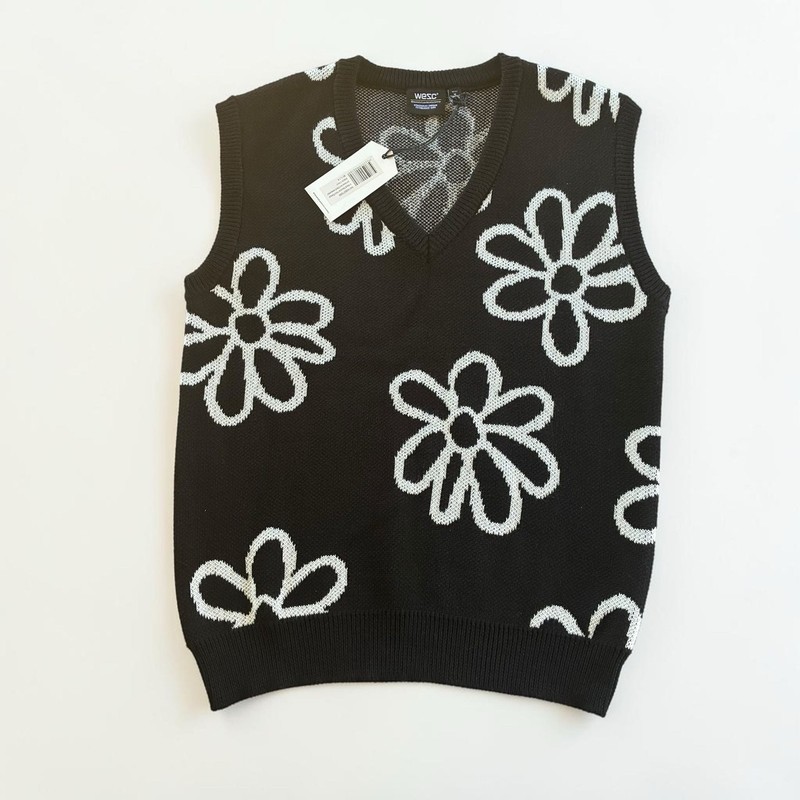 WeSC Unisex V-Neck Daisy Knitted Sweater Vest