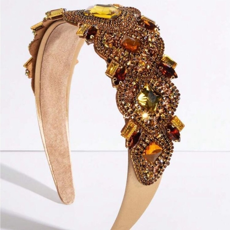 Baroque-Style Hairband With Gorgeous Gemstone Decoration gallery