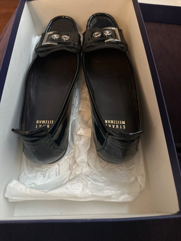 NEW STUART WEITZMAN MOCCASIN BLACK PATENT LEATHER SHOES-SIZE 5 1/2 MEDIUM gallery