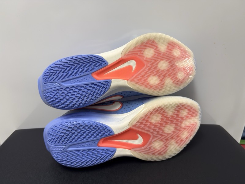 Nike Air Zoom GT Cut 3 Women's Royal Pulse W11 M9.5 Brand New Half Box Ship Now gallery