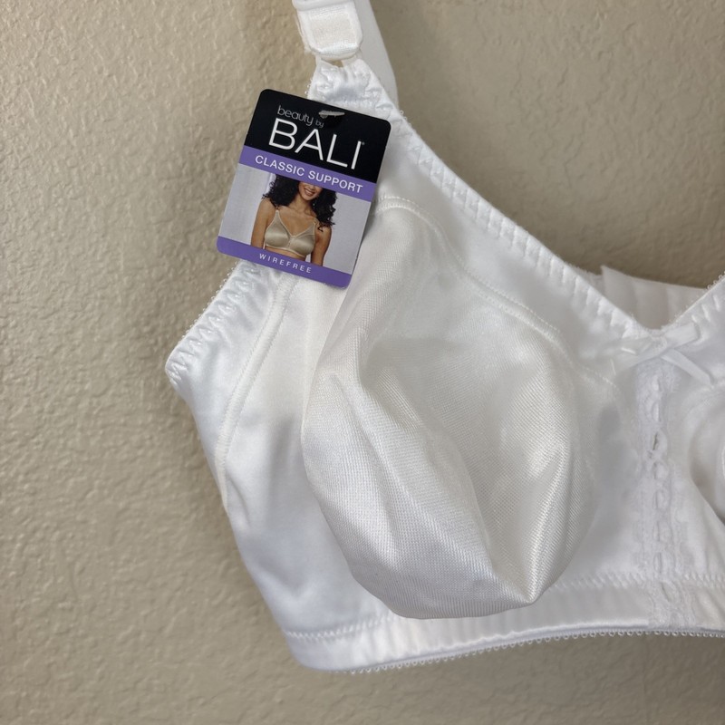 Beauty by Bali Womens Size 38DD Classic Support Wirefree Bra DFB820 White NEW gallery