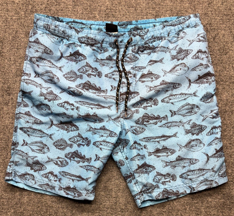 Distortion Men’s Light Blue Fish Print Swim Trunks Shorts Size Large Mesh Lined