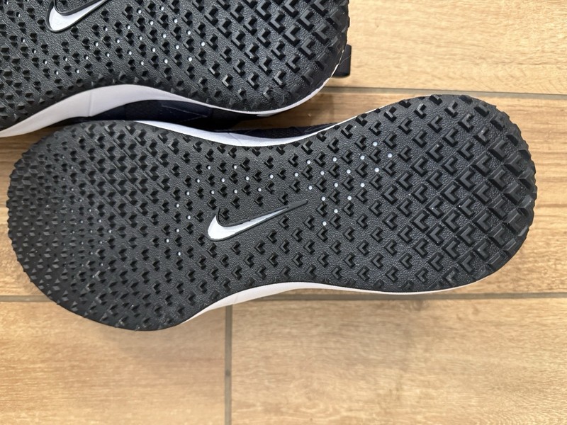 Nike Training Shoes Mens 10.5 W Black Varsity Compete Training TR BQ8916-001 gallery