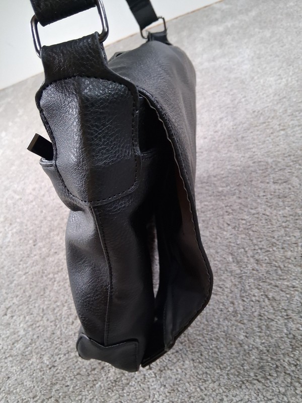 Kenneth Cole Black Courier Messenger Crossbody Bag Polyethylene Foam Snap Zip gallery