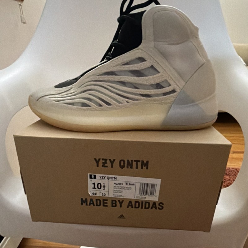 adidas Yeezy Quantum Mist Slate HQ2085 2023 Men’s High Top Sneaker