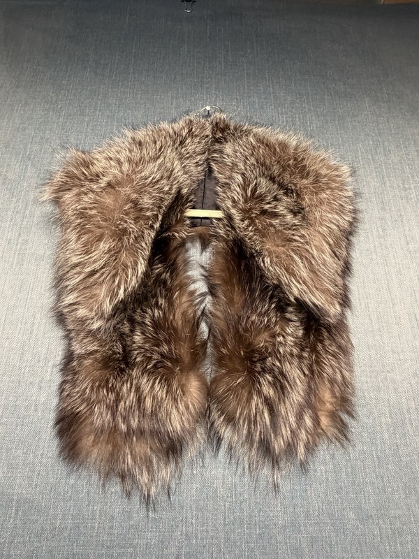 Real Fox Fur Collar Men Women Manufactured in the US/F