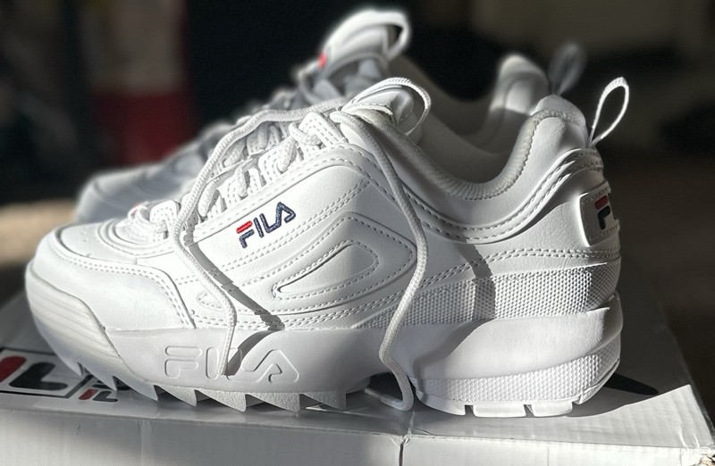 Fila Disruptor II Kid’s Size 5.5 White gallery