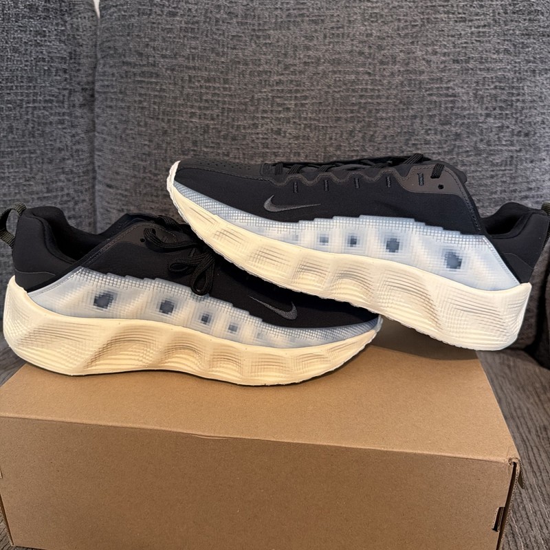 Nike Ava rover men’s Size 9 Black Anthracite