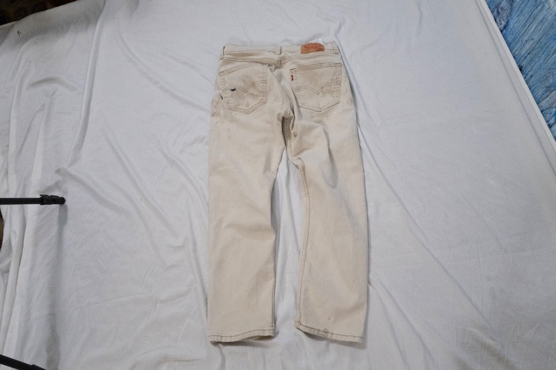 Artist-Worn Levi's 505 Paint Splattered Jeans - Authentic Studio Wear Light Tan gallery