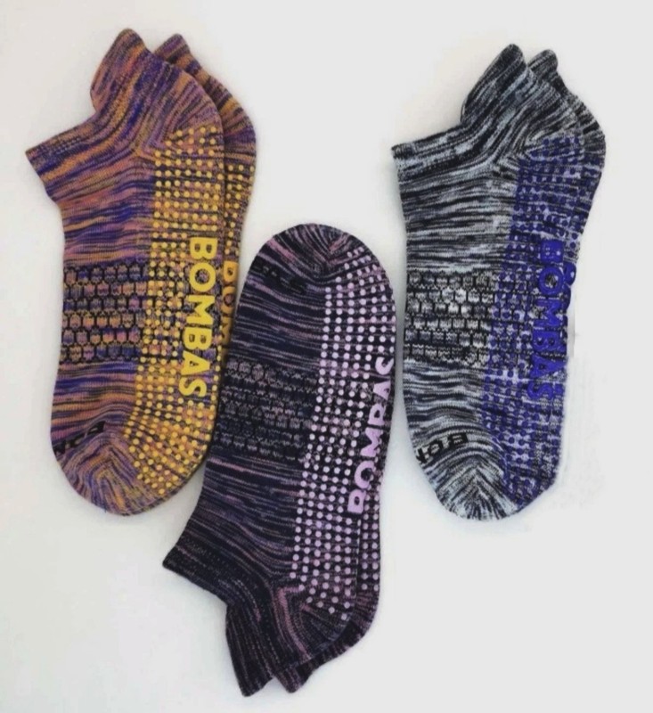 3 Pair Size M Bombas Performance Gripper Honeycomb Ankle Socks Women’s (as show)