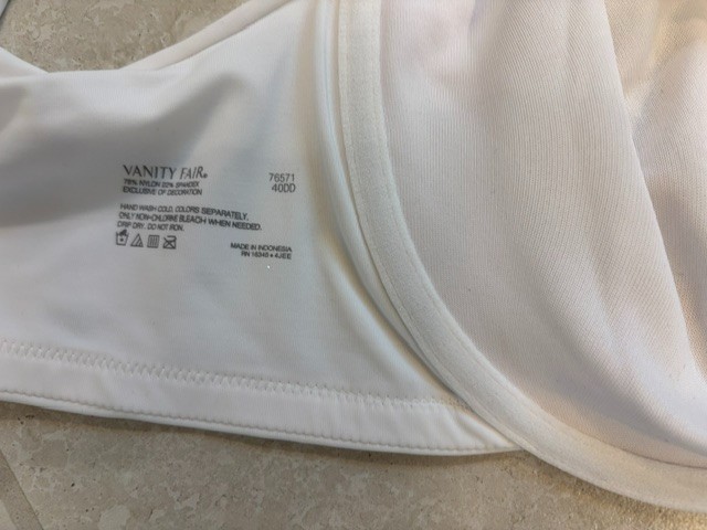 NWT Radiant Collection by Vanity Fair Smooth Lightweight 40DD Star White gallery