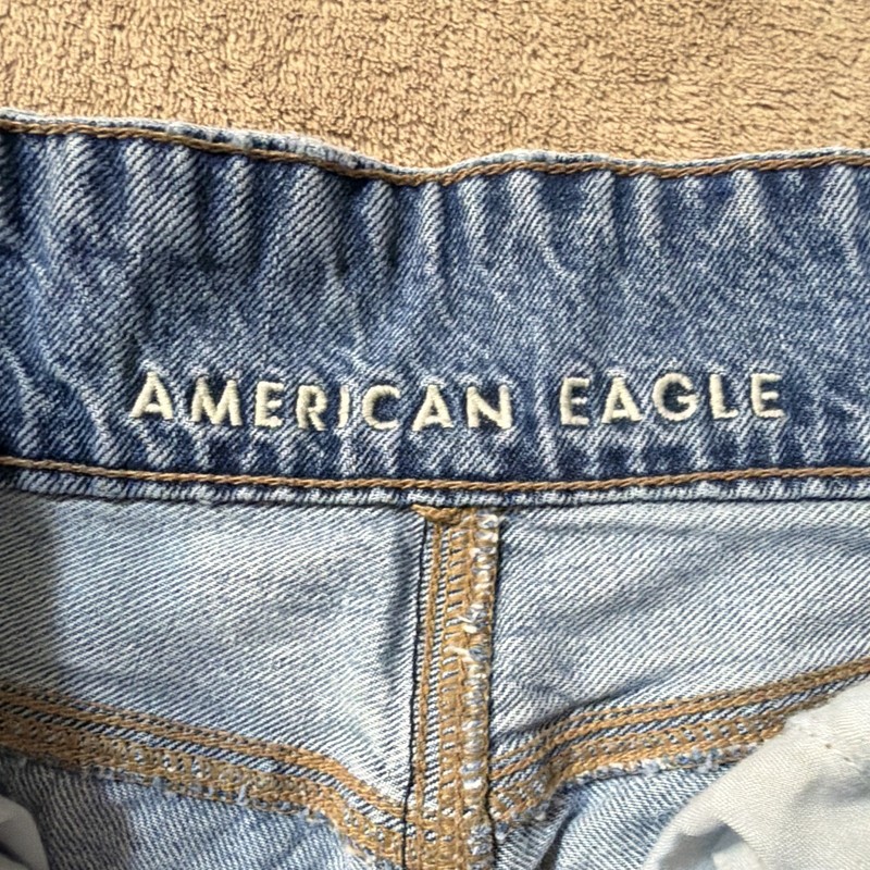 American Eagle Women's Size 0 Light Wash High-Rise Distressed Jeans gallery