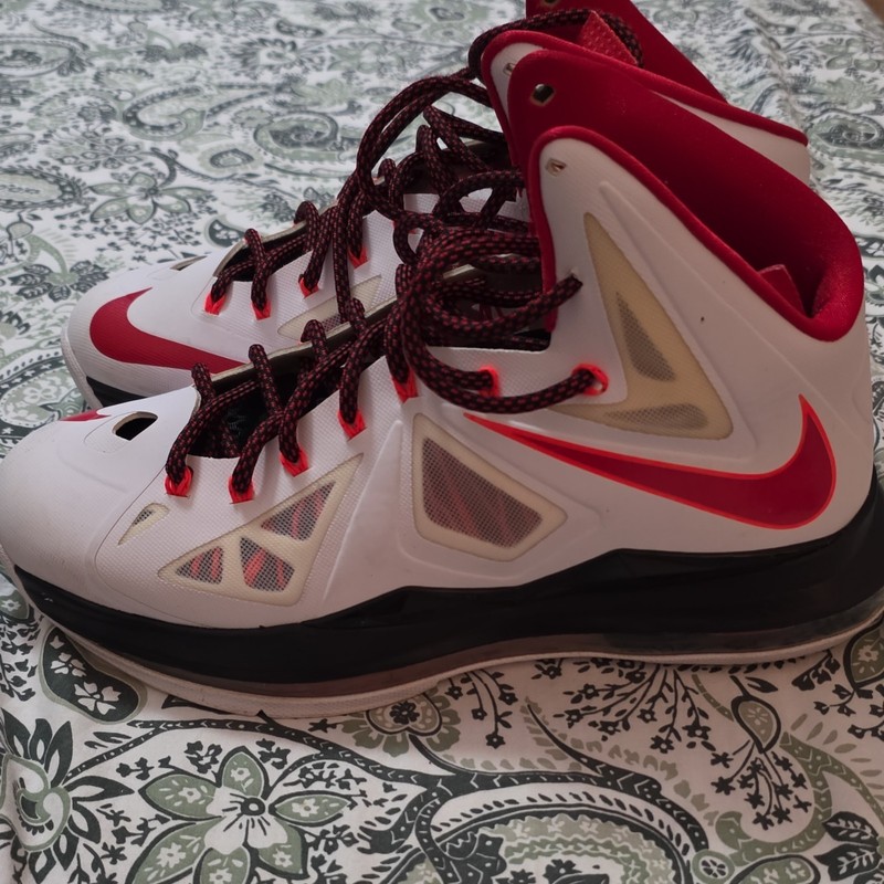 Nike Lebron X Home - Size 9 - 10/10