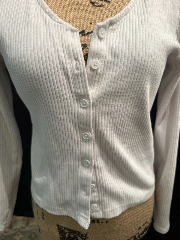 Levi’s Women’s White Solid Rib Knit V-Neck Button Front Henley Top, Size M gallery