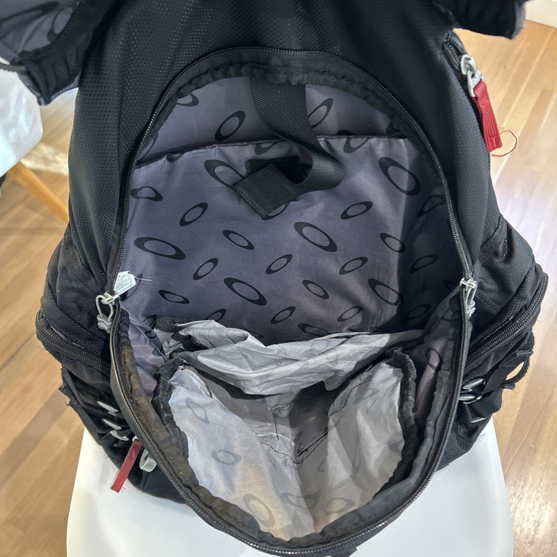 Oakley Kitchen Sink Tactical Field Gear Backpack Stealth Black Daypack Hiking gallery