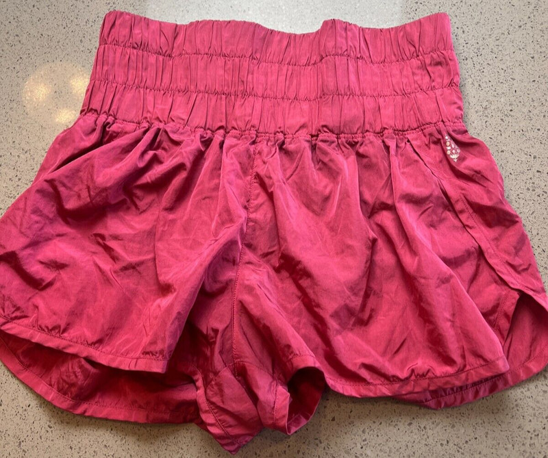 FREE PEOPLE MOVEMENT THE WAY HOME BARBIE PINK SHORTS SZ M