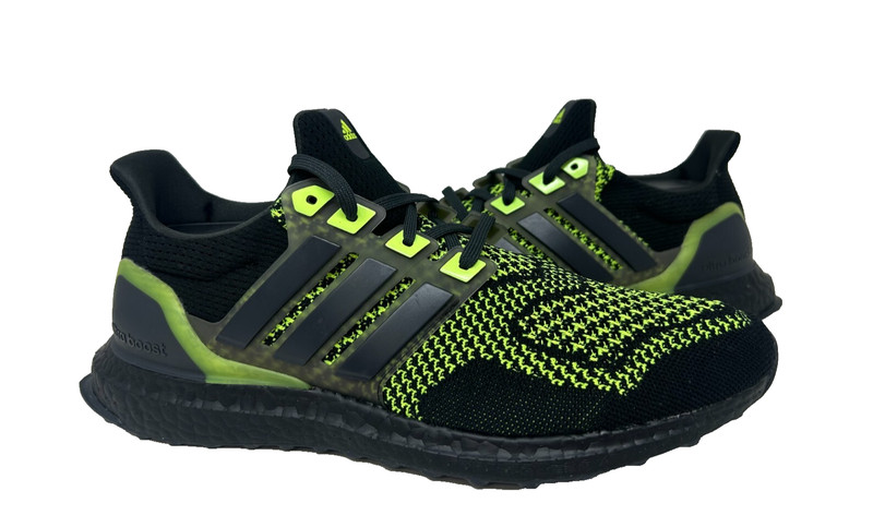 Adidas Men’s Ultraboost Lace Up Athletic Running Shoes Neon/Black Size:11 89P
