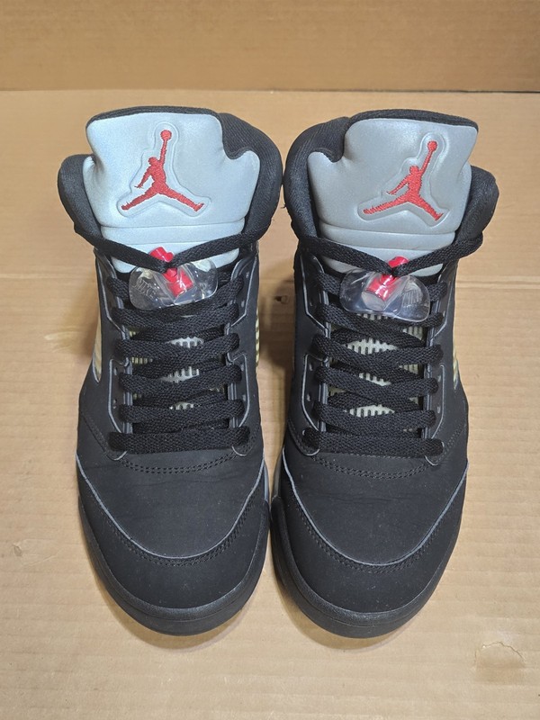Size 8.5 - Jordan 5 OG Mid Metallic Silver 2016 gallery
