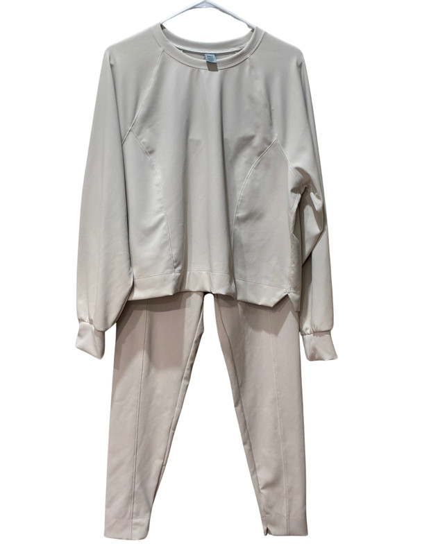 VSX Sport Luxe Athleisure Crewneck Pullover & Matching Jogger Set Cream Size L/M gallery
