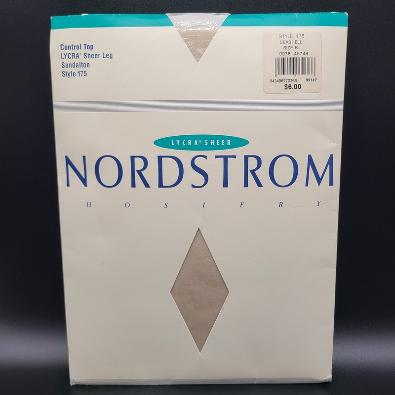 NOS Nordstrom Lycra Sheer Control Top Sandaltoe Hosiery Seashell Size B 175