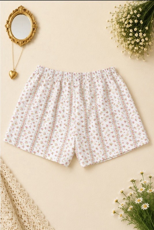 Just Polly Women’s Floral Shorts Size Medium Cottagecore