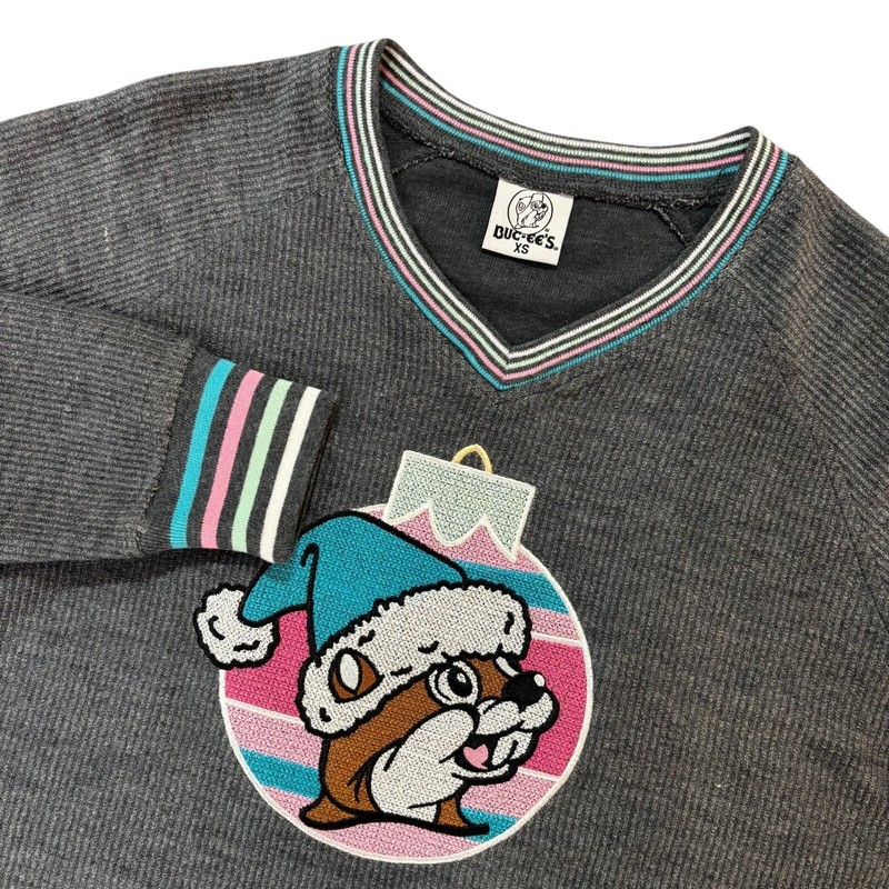 BUC-EE’S Sweater Womens XS Gray Ribbed V Neck Holiday Beaver Graphic