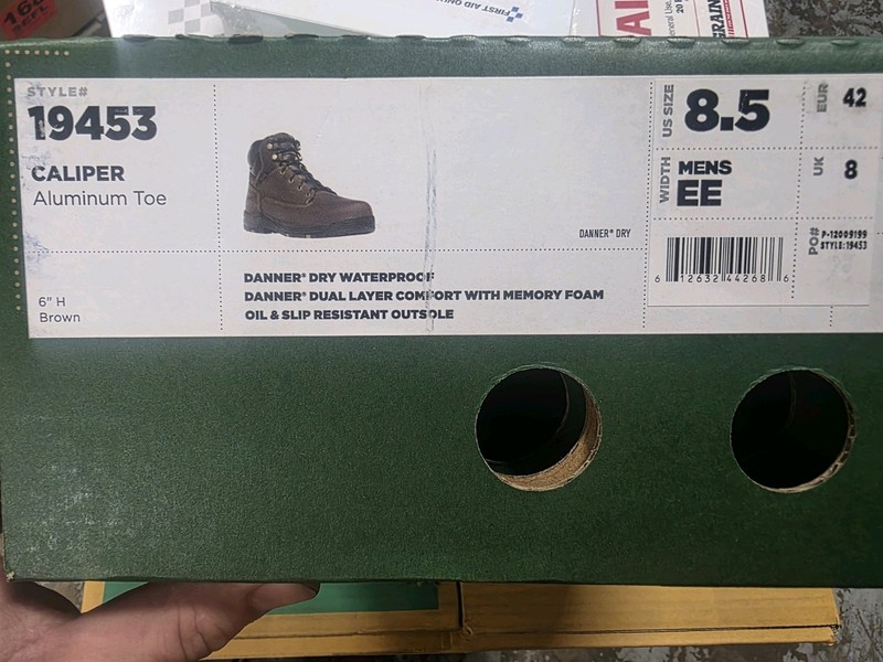 Dinner 6-inch Work Boot: Men’s, Size 8 1/2, EE, Brown, Aluminum Toe Cap