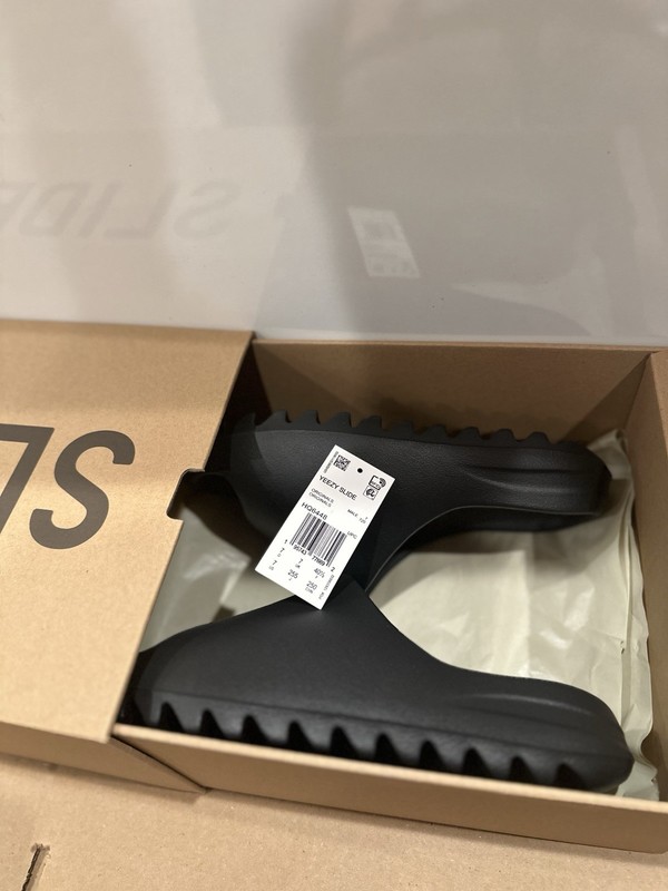 Adidas Yeezy Slide Onyx Sizes 5-13 (100% AUTHENTIC| FAST FREE SHIPPING) HQ6448 gallery