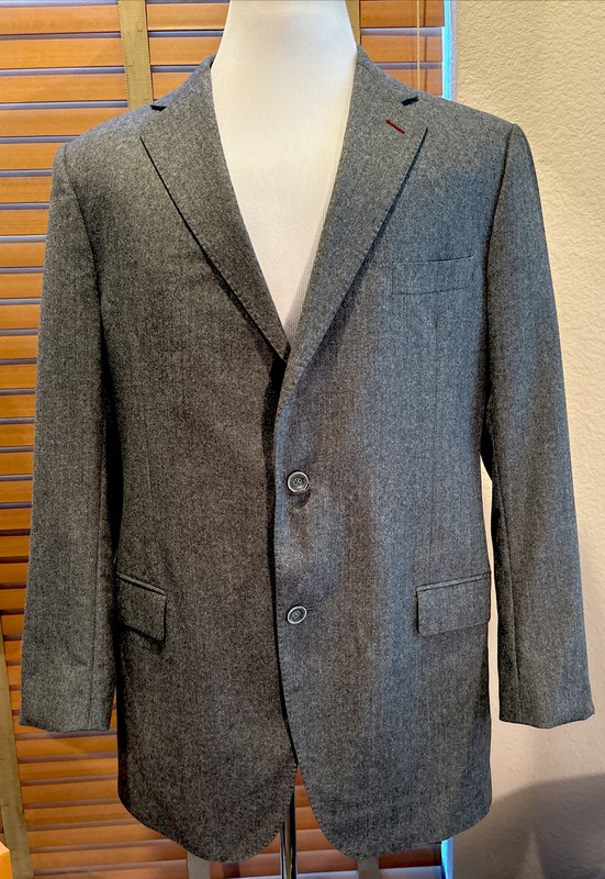 J. HILBURN Gray Flannel Wool Sport Coat Blazer Size 46L Slim Fit. P17701