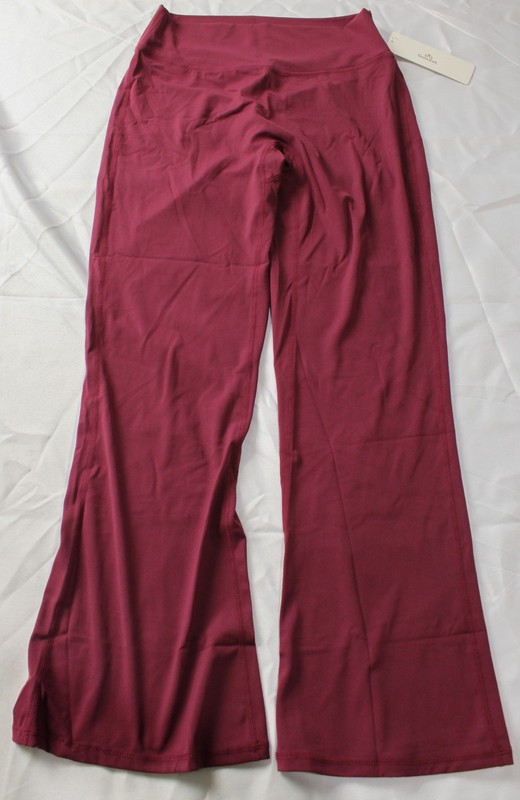 Sunzel Women’s High-Rise Mini Flared Leggings CN6 Cherry Red Size XL NWT