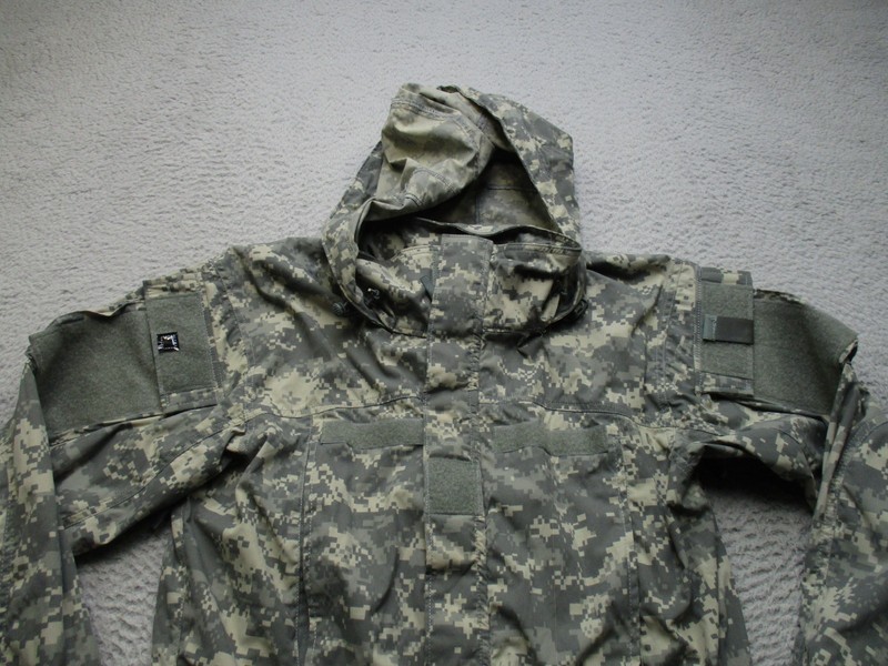 GEN III Wind Cold Weather Jacket Mens M Green Camo Level 4 Army ECWCS Softshell gallery