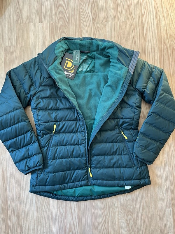 L.L.Bean DownTek 650 Women’s M Regular Green Down Puffer Jacket Full Zip
