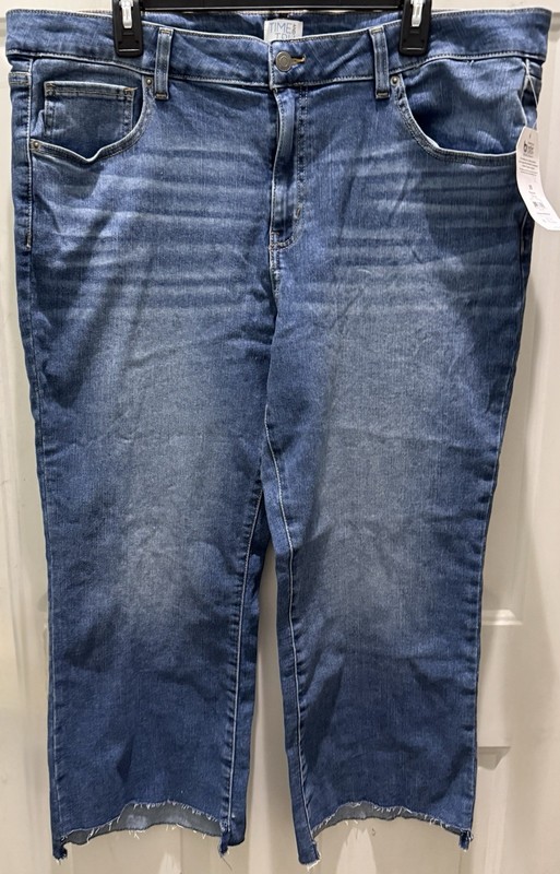 New!TimeAndTru High Rise Dark Medium Wash Crop Kick Flare Jean. Size 20 Regular