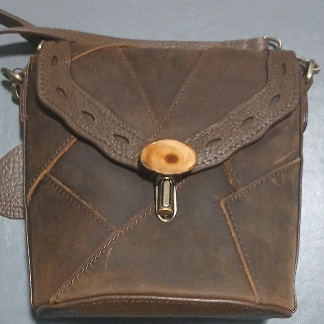 Leather Patchwork Crossbody, real Wood Accent, Inner Dividers, brass Hardware