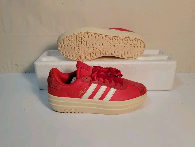 ADIDAS WOMEN’S VL COURT PURE RUBY/OFF WHITE/SCARLET SNEAKER J̌Q5628 SIZE: 8.5