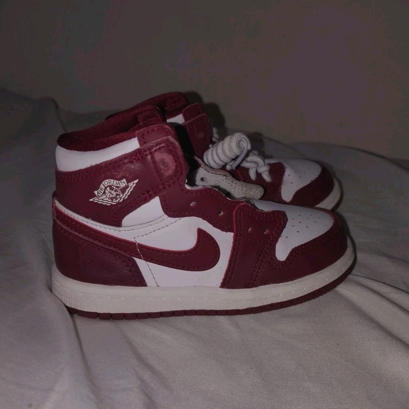 Jordan Air Jordan 1 High Top Burgundy/White Unisex Kids 8C Leather Sneaker