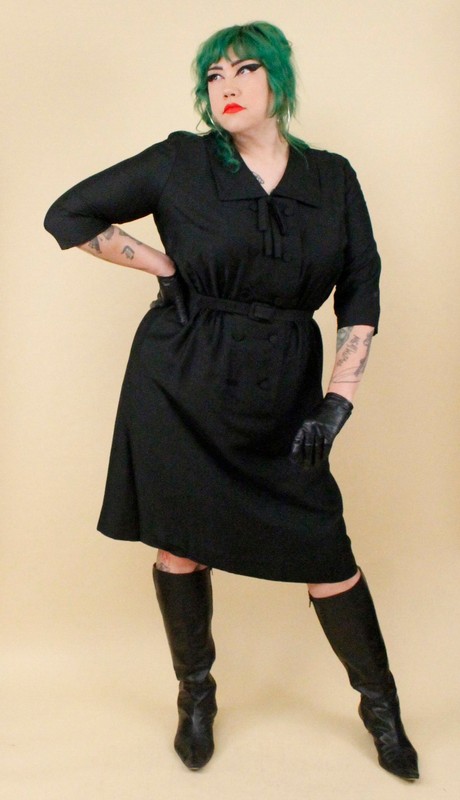 1950s Vtg Black Plus Size Volup Collared Sailor Button Dress Goth Pin Up 1X B48" gallery