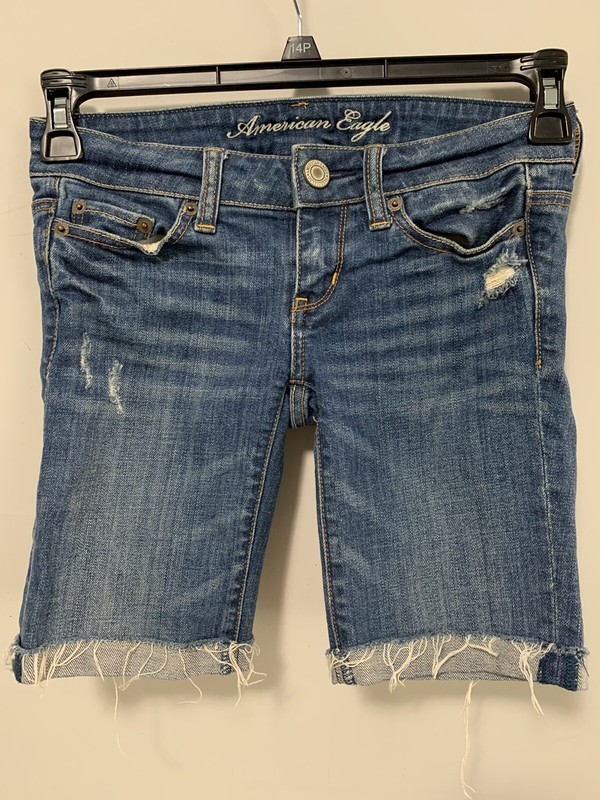 American Eagle Women 00 Denim Shorts Blue Dark Wash Cut Off Distressed Preppy