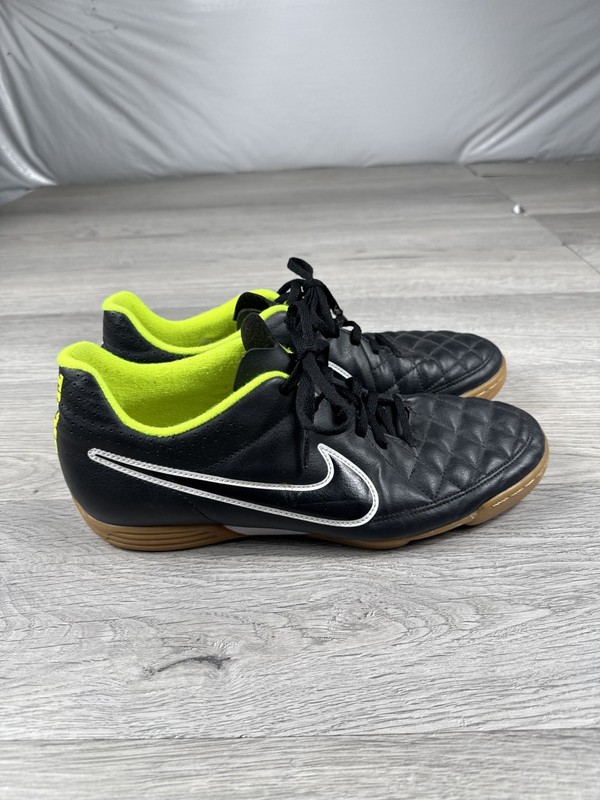 Nike Tiempo Rio II IC 631523 017 Sneakers Shoes Indoor Soccer Men’s Size 10.5