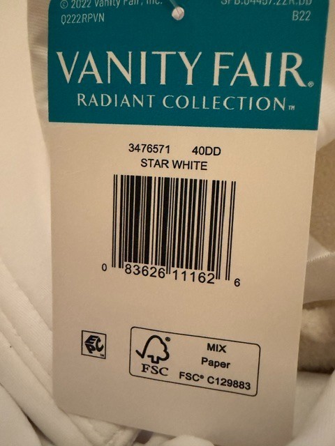 NWT Radiant Collection by Vanity Fair Smooth Lightweight 40DD Star White gallery