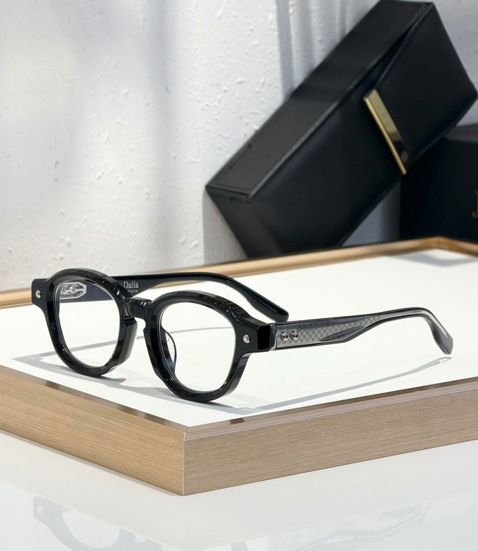 JOHN Dalia MODEL:Project 10 SUNGLASSES SIZE：47口22-145 New.