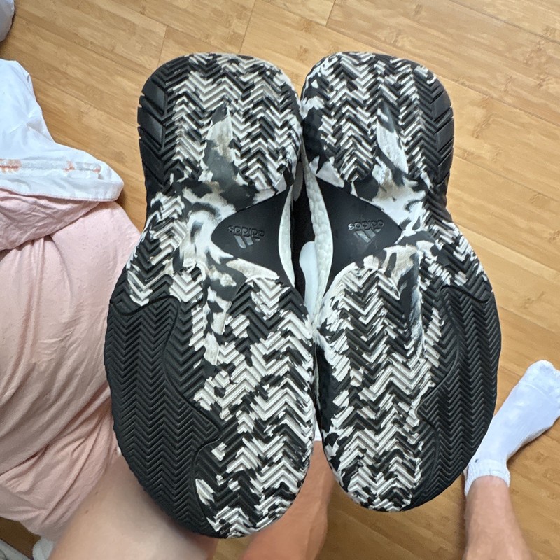 adidas Harden Vol. 6 Basketball Shoes Size 10 gallery