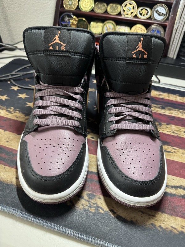 Jordan Air Jordan 1 Mid SE Black Sky J Mauve Leather Mid Top FB9911-008