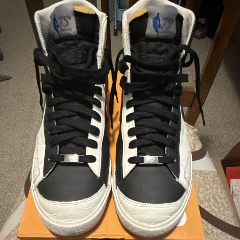 Nike NBA x Blazer Mid ’77 EMB “75th Anniversary Trail Blazers” DD8025-101