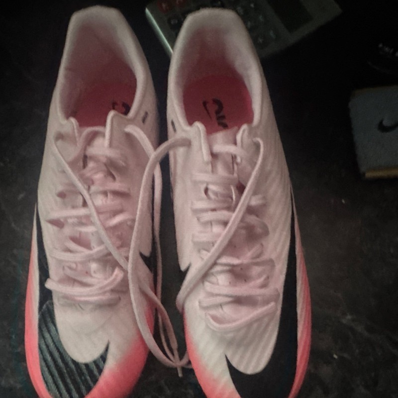 Nike Mercurial Men’s Low Top Lace-Up Soccer Cleats Solid Pink White Black
