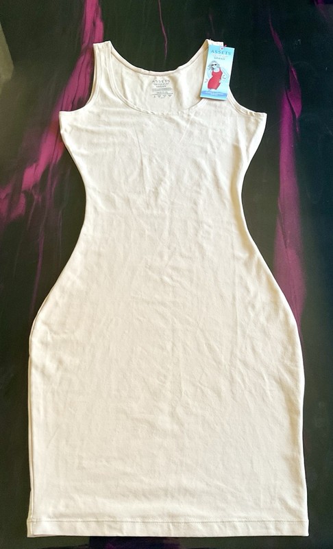 ASSETS Red Hot Label By SPANX Sleek Slimmers Tank Slip Medium In The Nude 1649