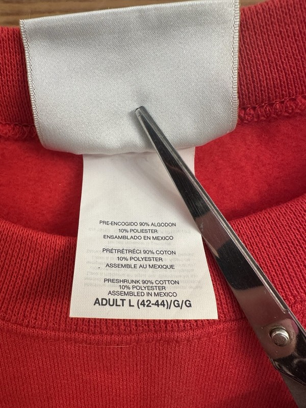 Vtg 90’s New Hanes The Crab Pot Eatery San Clemente Cali Red Size L Sweatshirt gallery