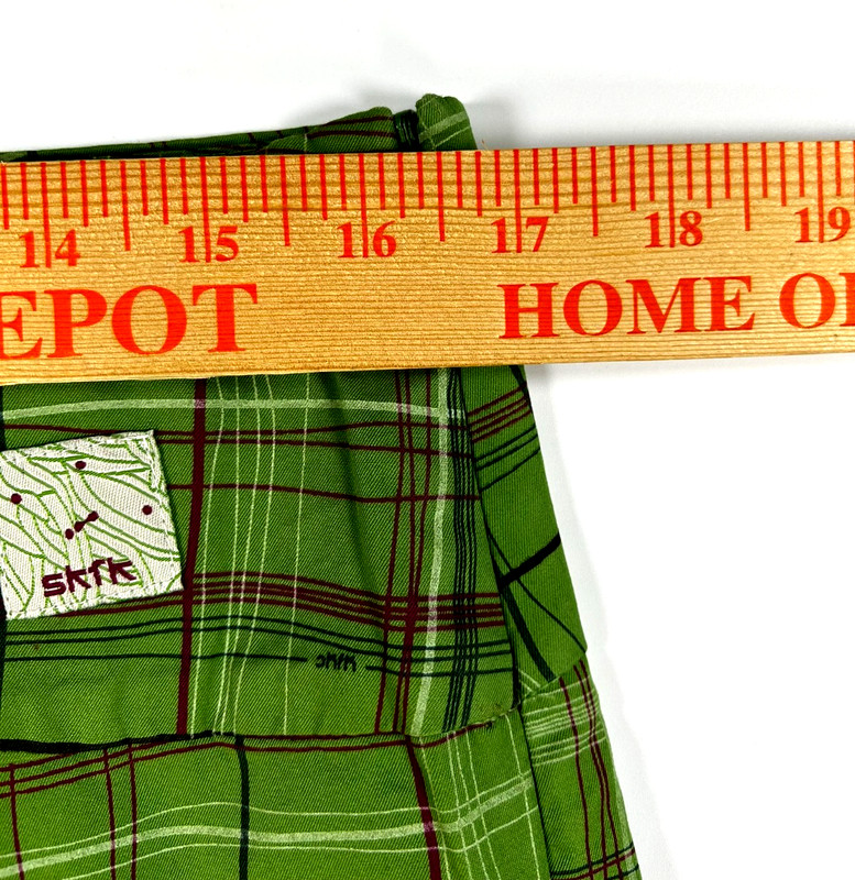 Skunk Funk Elisenda Womens Green Bermuda Plaid Knicker Pants Size 5 NWT Side Zip gallery